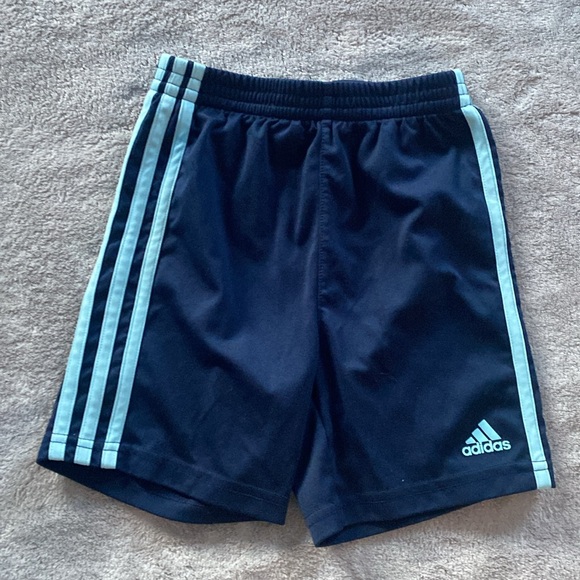 Bundle of 3 Boys’ Athletic Shorts Size 5 - Picture 6 of 7